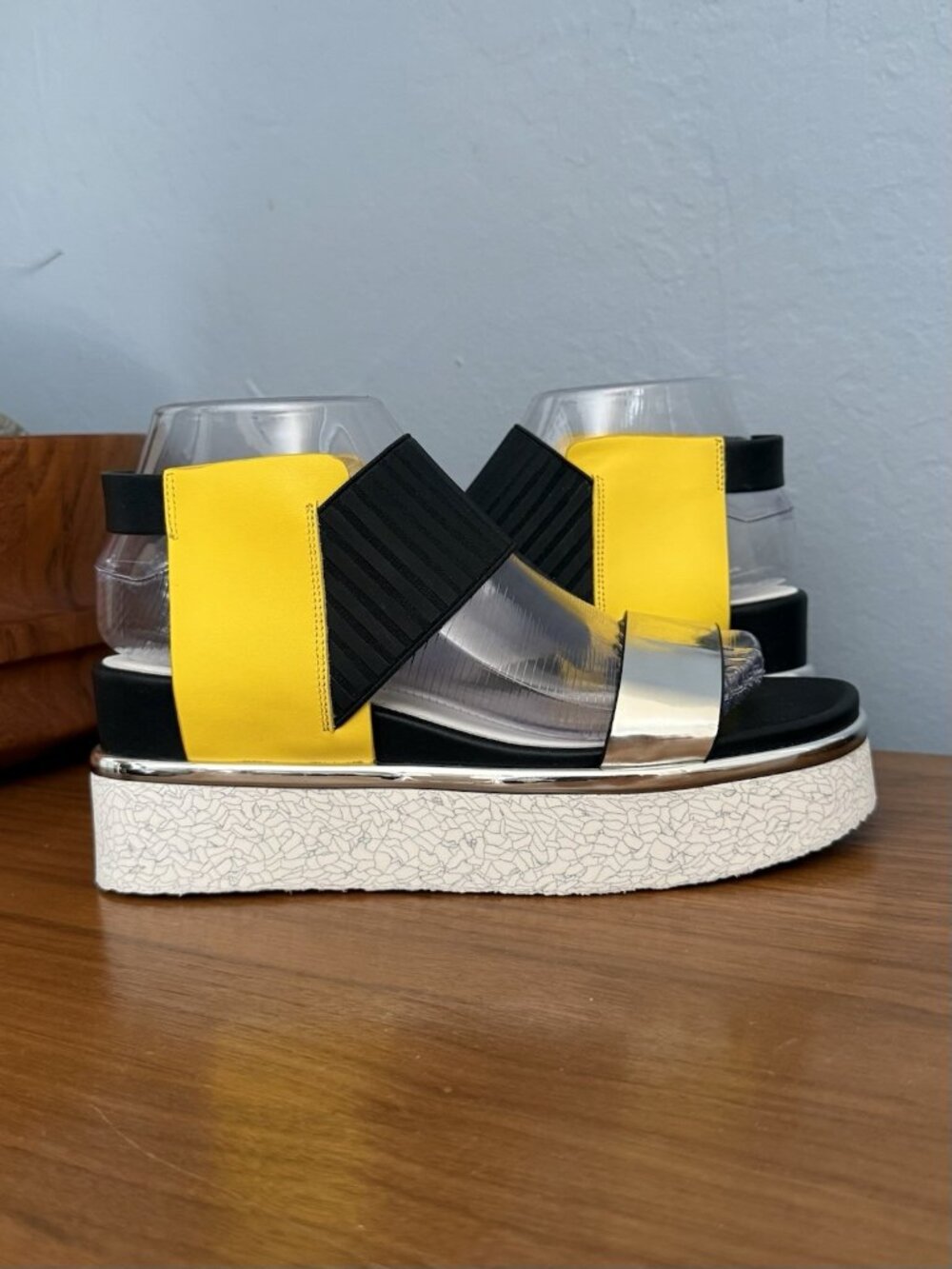 United Nude Rico Sandal II Size 38 Black Yellow Sliver